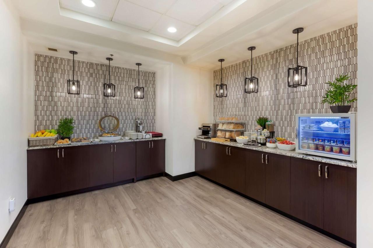 Best Western Premier Northwood Hotel Тіммінс Екстер'єр фото