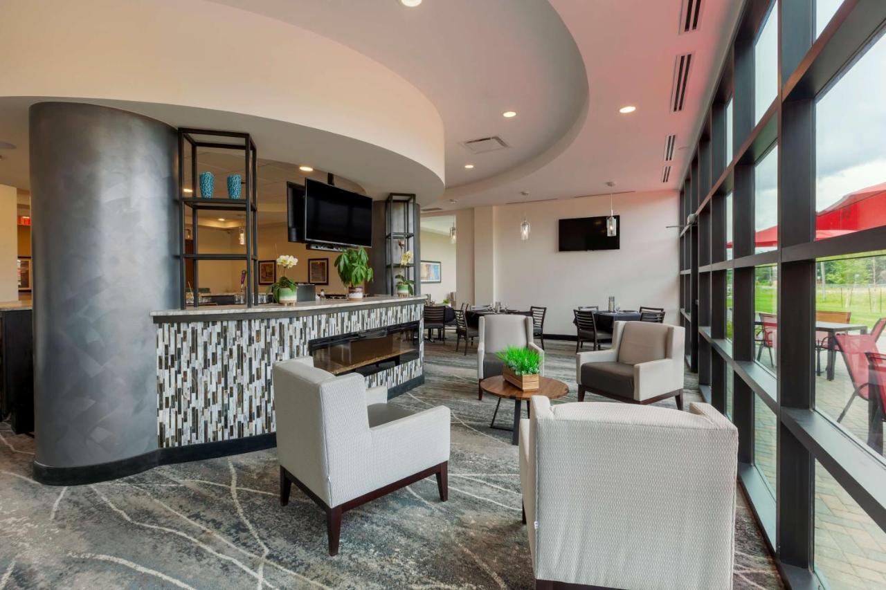 Best Western Premier Northwood Hotel Тіммінс Екстер'єр фото