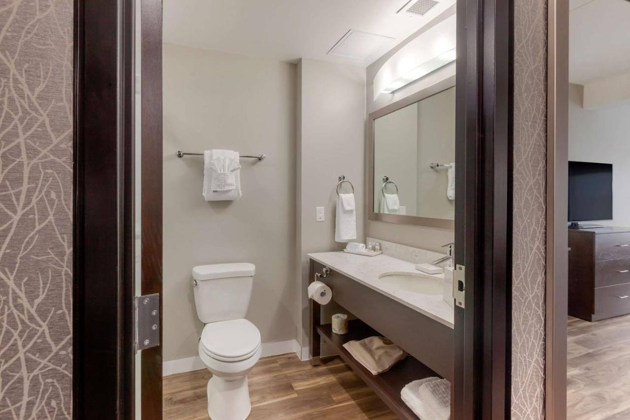 Best Western Premier Northwood Hotel Тіммінс Екстер'єр фото